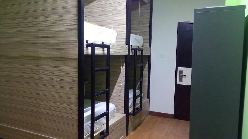 Cx Hostel Kuta Raya