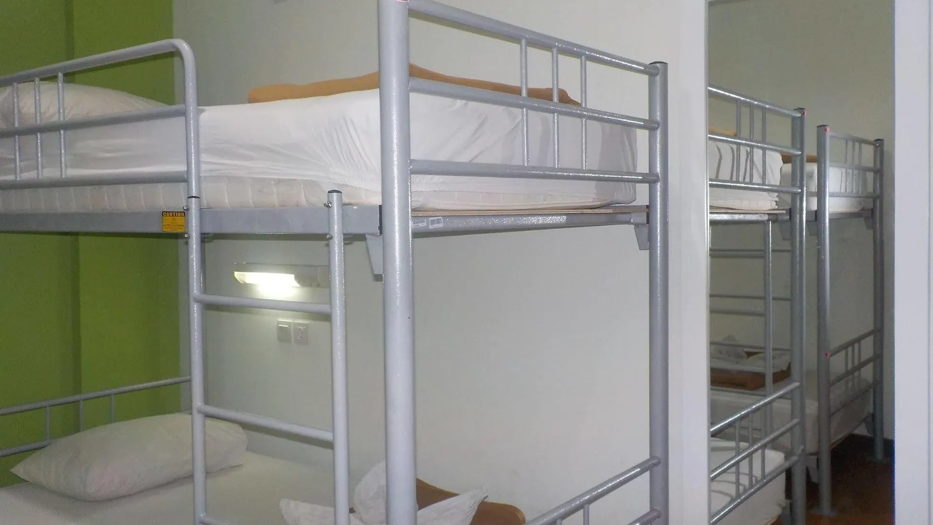 Cx Hostel Kuta Raya Indonesia